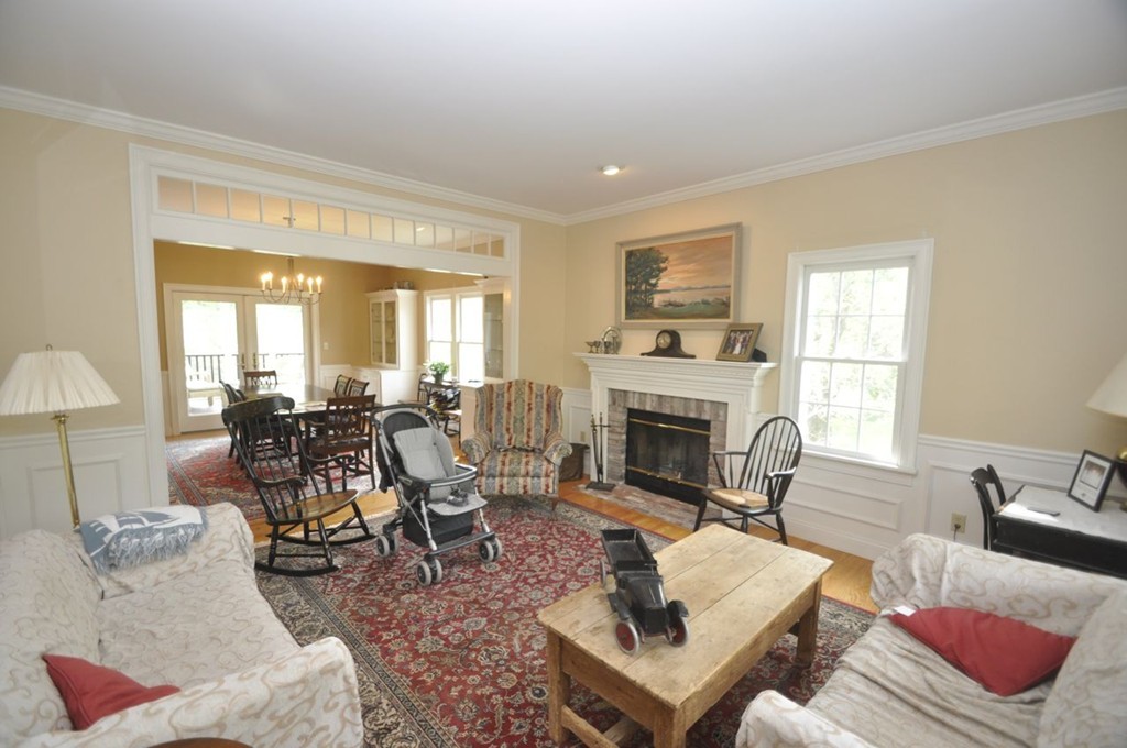194 R Centre Street Danvers, MA 01923 - Photo 11 of 30