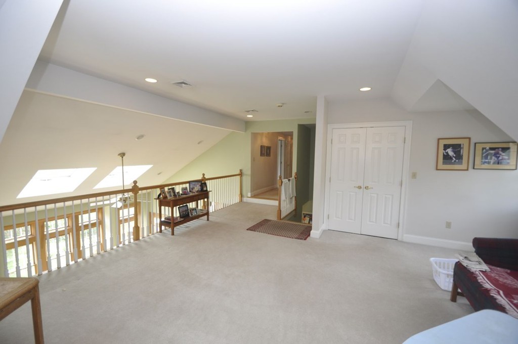 194 R Centre Street Danvers, MA 01923 - Photo 20 of 30