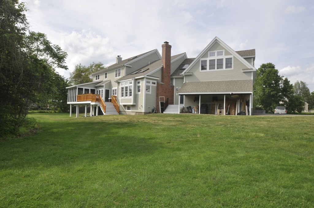 194 R Centre Street Danvers, MA 01923 - Photo 26 of 30