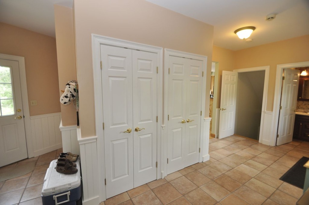 194 R Centre Street Danvers, MA 01923 - Photo 29 of 30