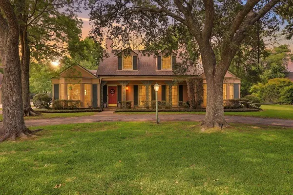 $430,000 | 120 North Caldwood Drive, Beaumont, TX 77707