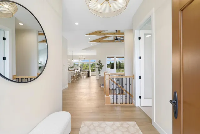 $1,164,500 | 4938 Parkside Circle, Eagan, MN 55123