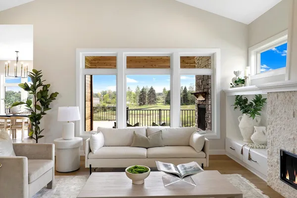 $1,164,500 | 4938 Parkside Circle, Eagan, MN 55123