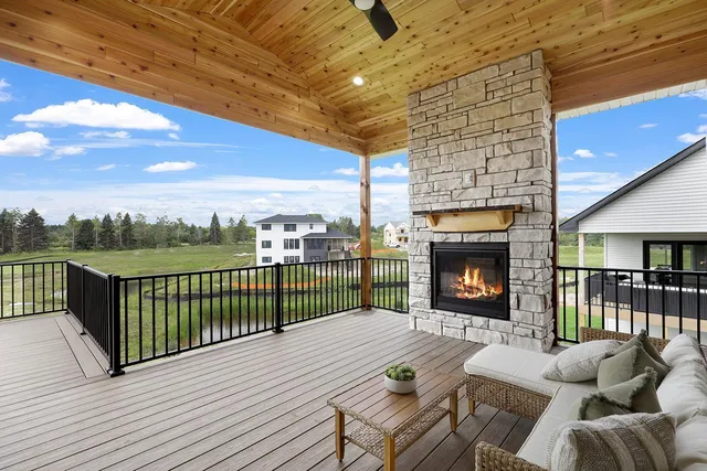 $1,164,500 | 4938 Parkside Circle, Eagan, MN 55123