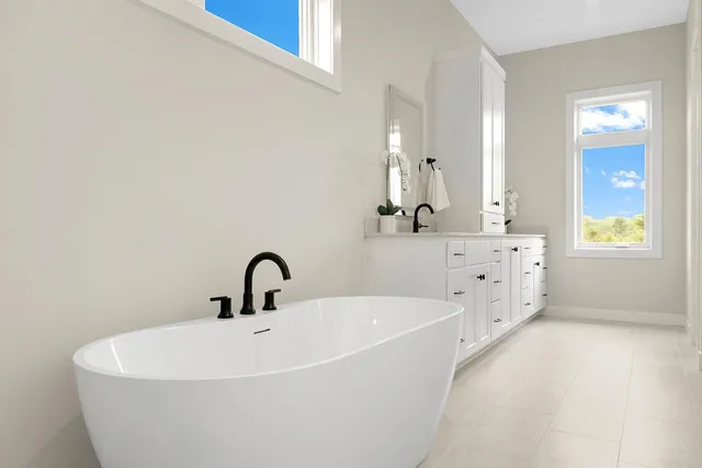 $1,164,500 | 4938 Parkside Circle, Eagan, MN 55123