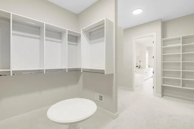 $1,164,500 | 4938 Parkside Circle, Eagan, MN 55123