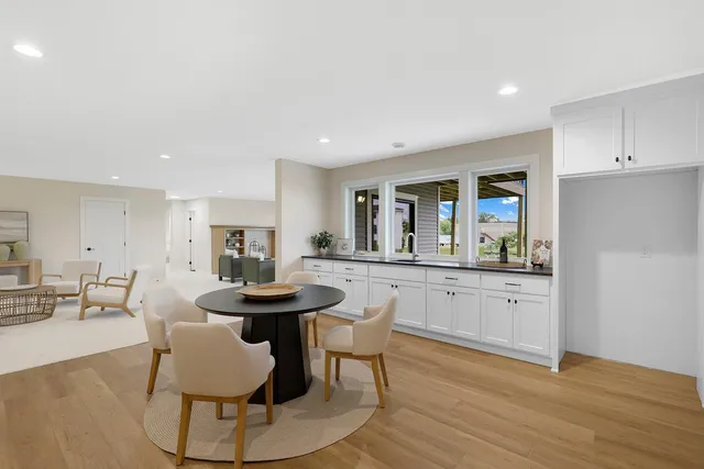 $1,164,500 | 4938 Parkside Circle, Eagan, MN 55123