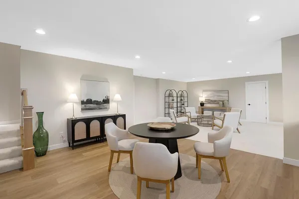 $1,164,500 | 4938 Parkside Circle, Eagan, MN 55123