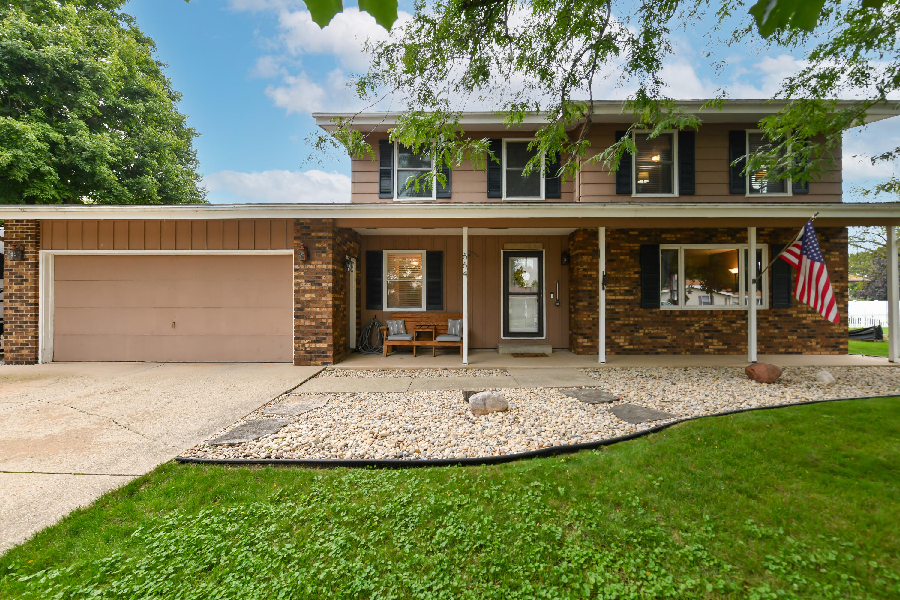 664 Austin Road Burlington, WI 53105 - Photo 4 of 45 HEN_8438