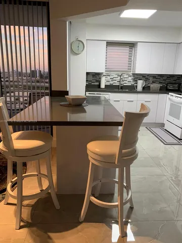 $3,200 | 3300 Northeast 192 Street, Unit 1506, Aventura, FL 33180