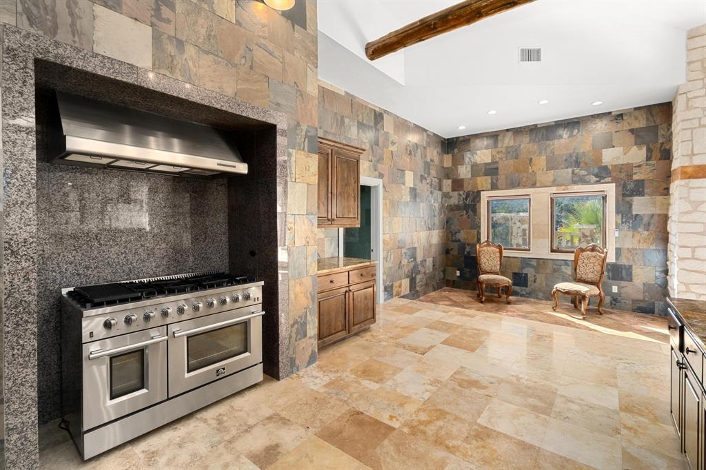 340 Barton Ranch Road Dripping Springs, TX 78620 - Photo 17 of 39 Before