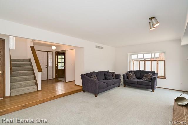 788 Lockmoore Court Rochester, MI 48307 - Photo 7 of 45 Image_18.jpg