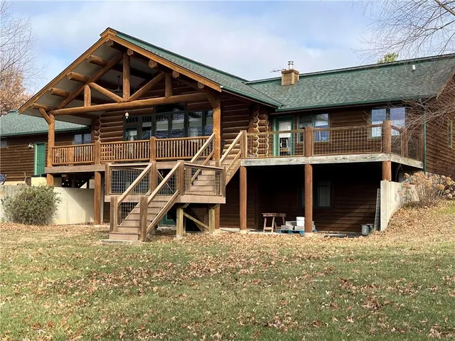 $1,300,000 | 5050 Southwest O Highway, Trimble, MO 64492