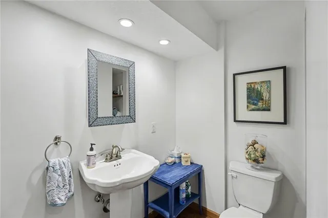 $1,300,000 | 5050 Southwest O Highway, Trimble, MO 64492