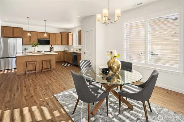 $1,199,950 | 2401 East 16th Street, Bremerton, WA 98310