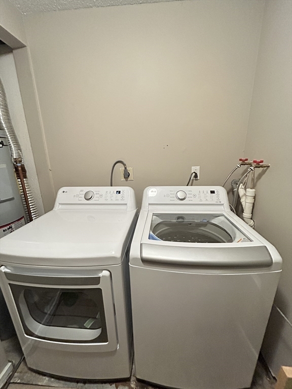 28 Apple Tree Hill Road, Unit 28 Hopkinton, MA 01748 - Photo 14 of 20 a utility room with dryer and washer
