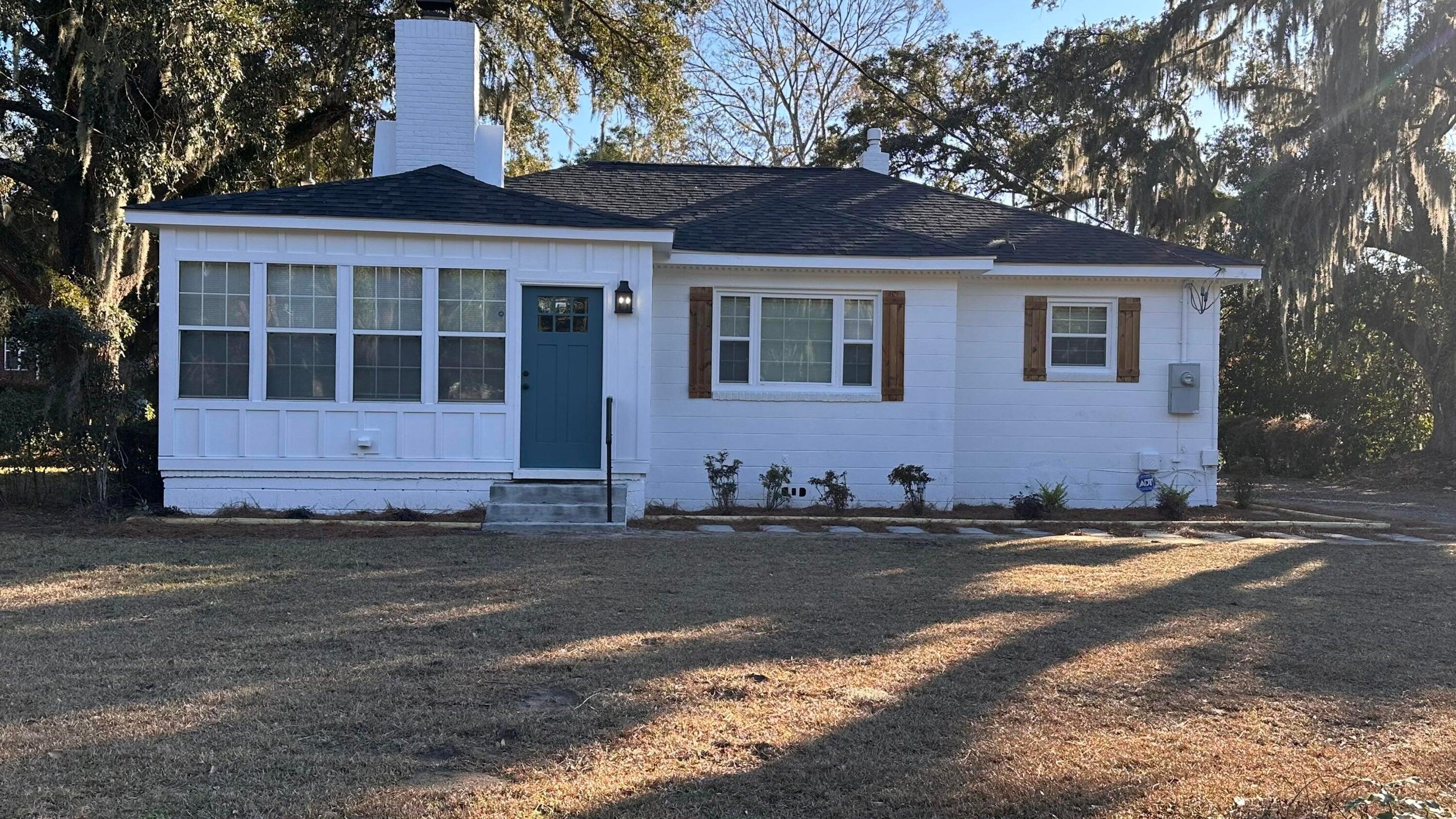 1929 Camp Road Charleston, SC 29412 - Photo 1 of 23 20250107015148868827000000-o