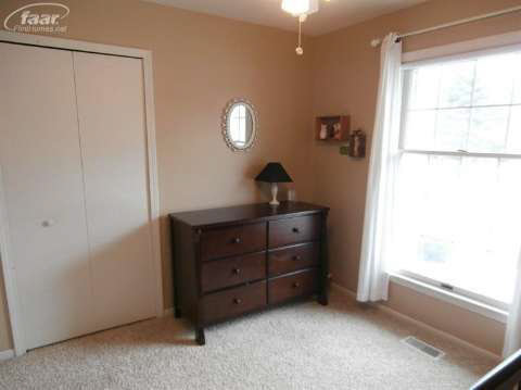 1117 Riverside Drive Owosso, MI 48867 - Photo 19 of 26 20395646-18.JPG
