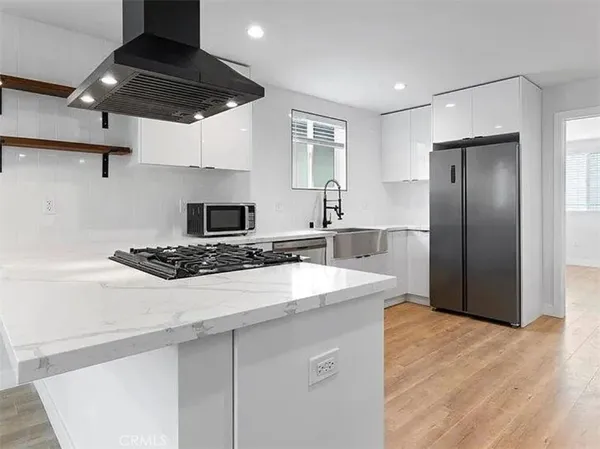 $4,700 | 6417 1/2 Lexington Avenue, Los Angeles, CA 90038