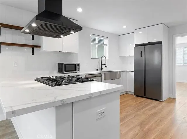 $5,250 | 6417 1/2 Lexington Avenue, Los Angeles, CA 90038