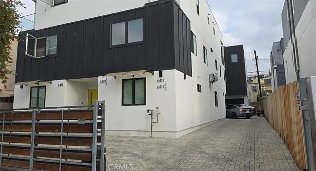 $5,250 | 6417 1/2 Lexington Avenue, Los Angeles, CA 90038