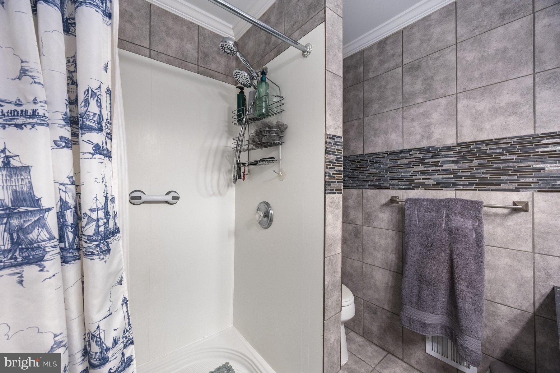 5358 Eliots Oak Road Columbia, MD 21044 - Photo 25 of 38 Walk in Shower