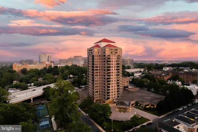 $325,000 | 1100 Lovering Avenue, Unit 514, Wilmington, DE 19806