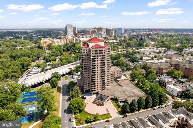 $325,000 | 1100 Lovering Avenue, Unit 514, Wilmington, DE 19806