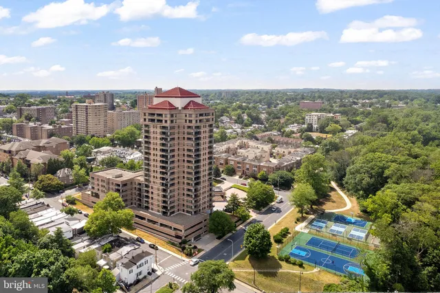 $325,000 | 1100 Lovering Avenue, Unit 514, Wilmington, DE 19806