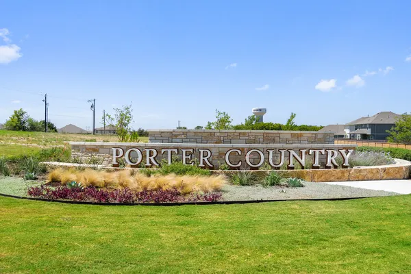 $329,999 | 337 Porter Country Parkway, Buda, TX 78610