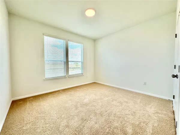 $329,999 | 337 Porter Country Parkway, Buda, TX 78610