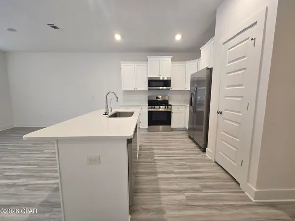 $2,300 | 260 Salt Creek Ln Port Street, Port St. Joe, FL 32456