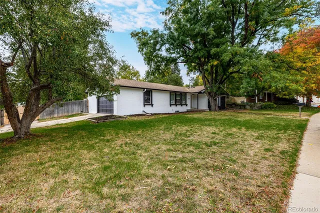 a house view with a garden space