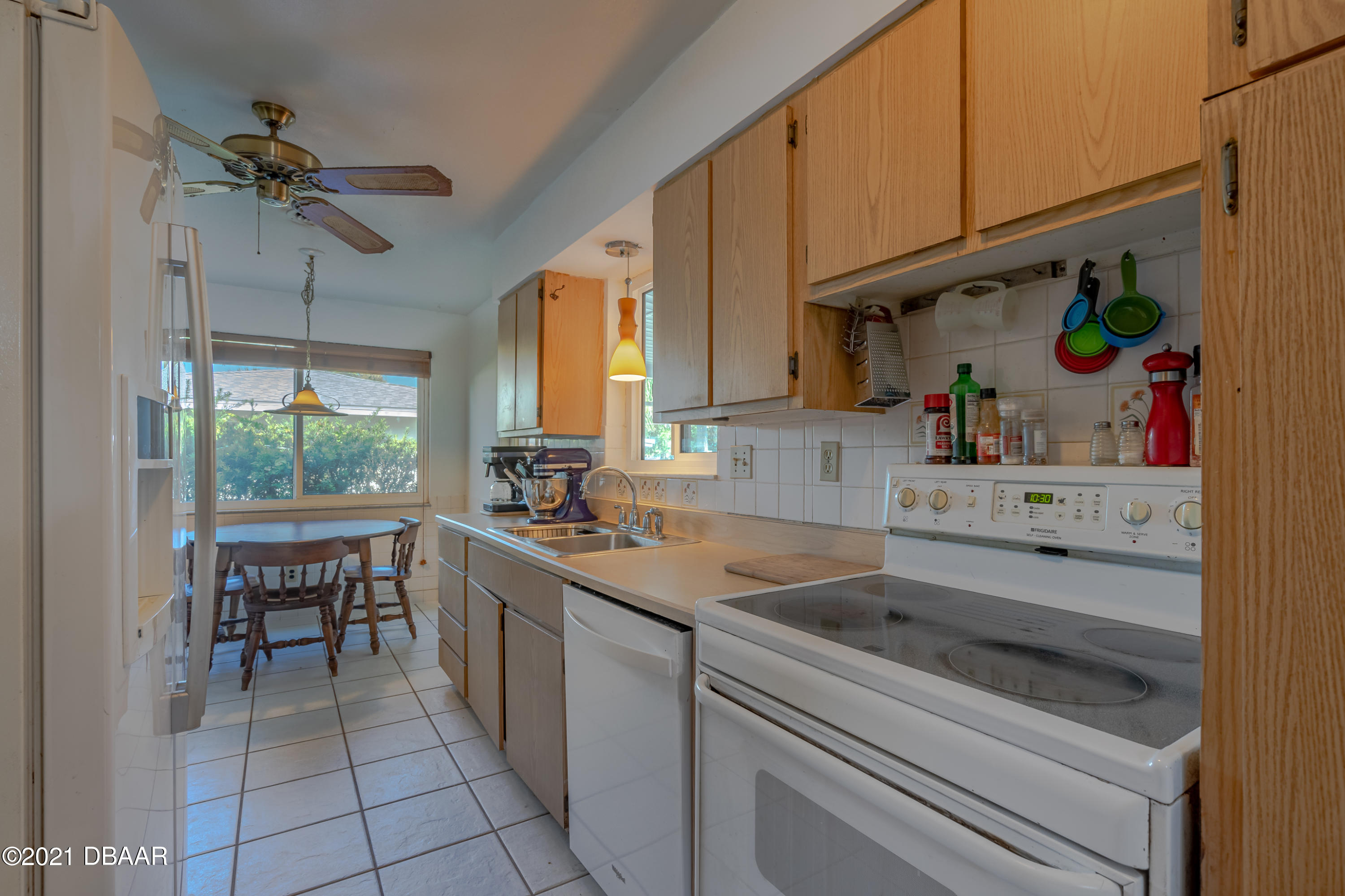 73 Marvin Road Ormond Beach, FL 32176 - Photo 14 of 31 73 Marvin-17