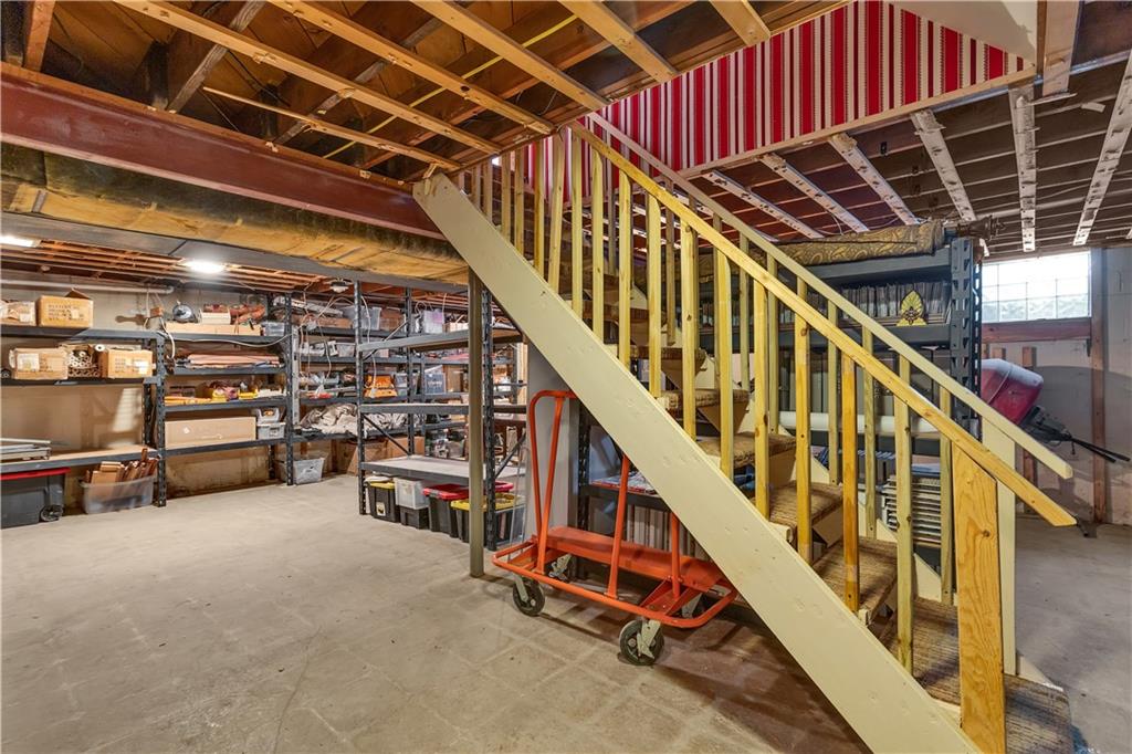 2520 Haymaker Road Monroeville, PA 15146 - Photo 28 of 33 a view of an empty room with stairs