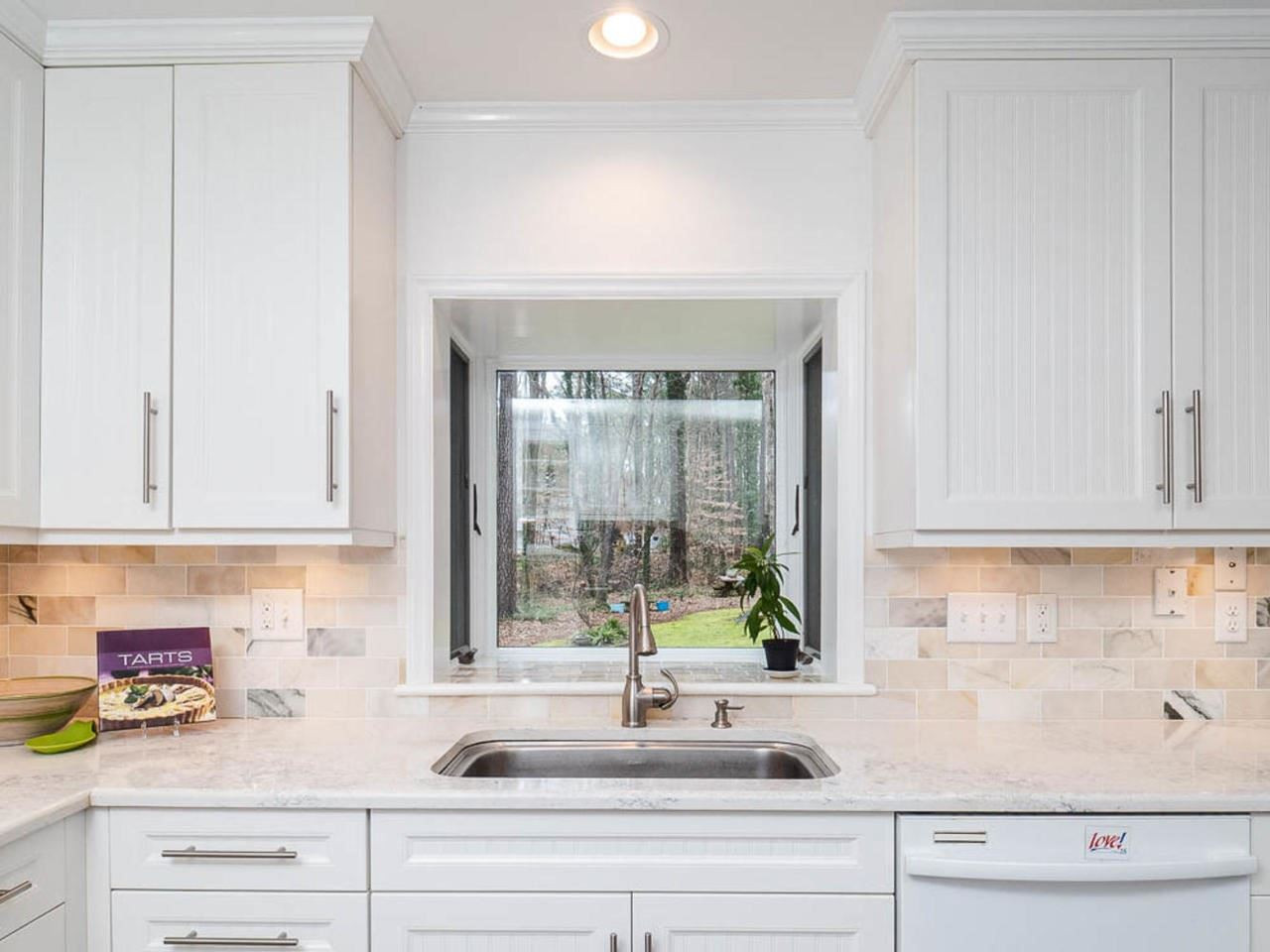 8804 Tempest Ridge Raleigh, NC 27613 - Photo 6 of 21 Kitchen