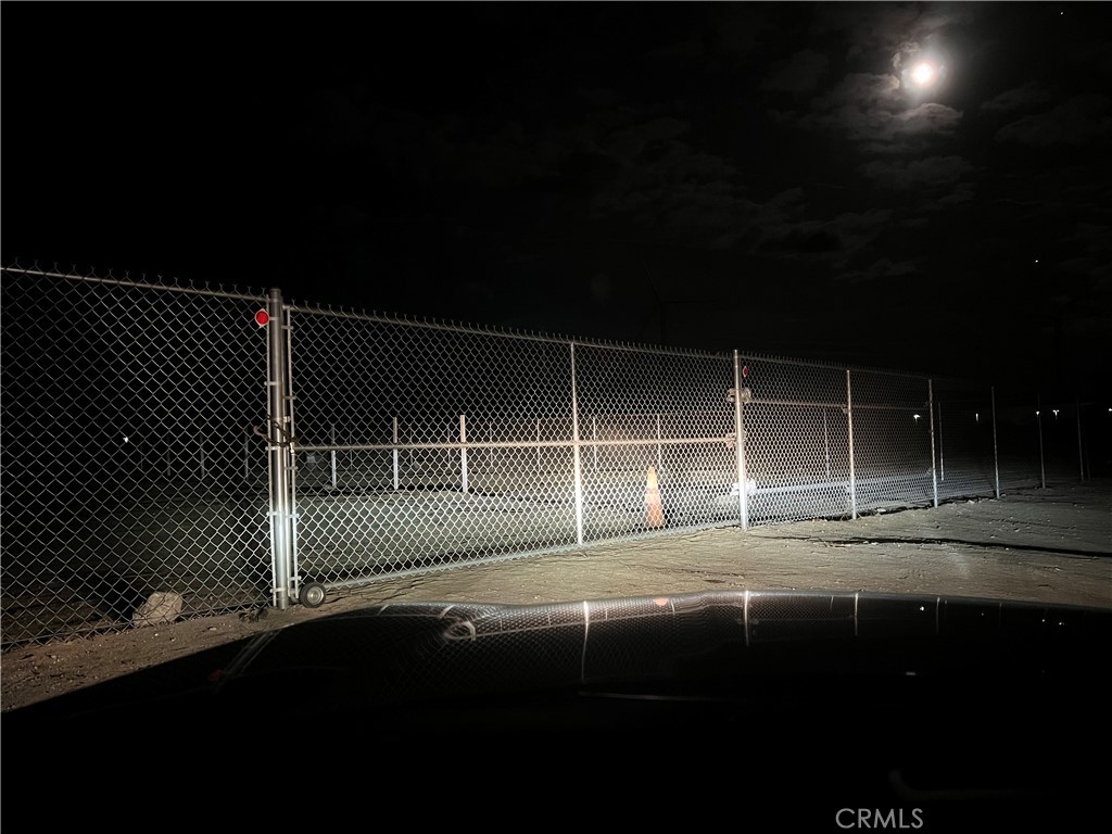 2 Ben Cabazon, CA 92230 - Photo 5 of 8 a front view of a house with a garden
