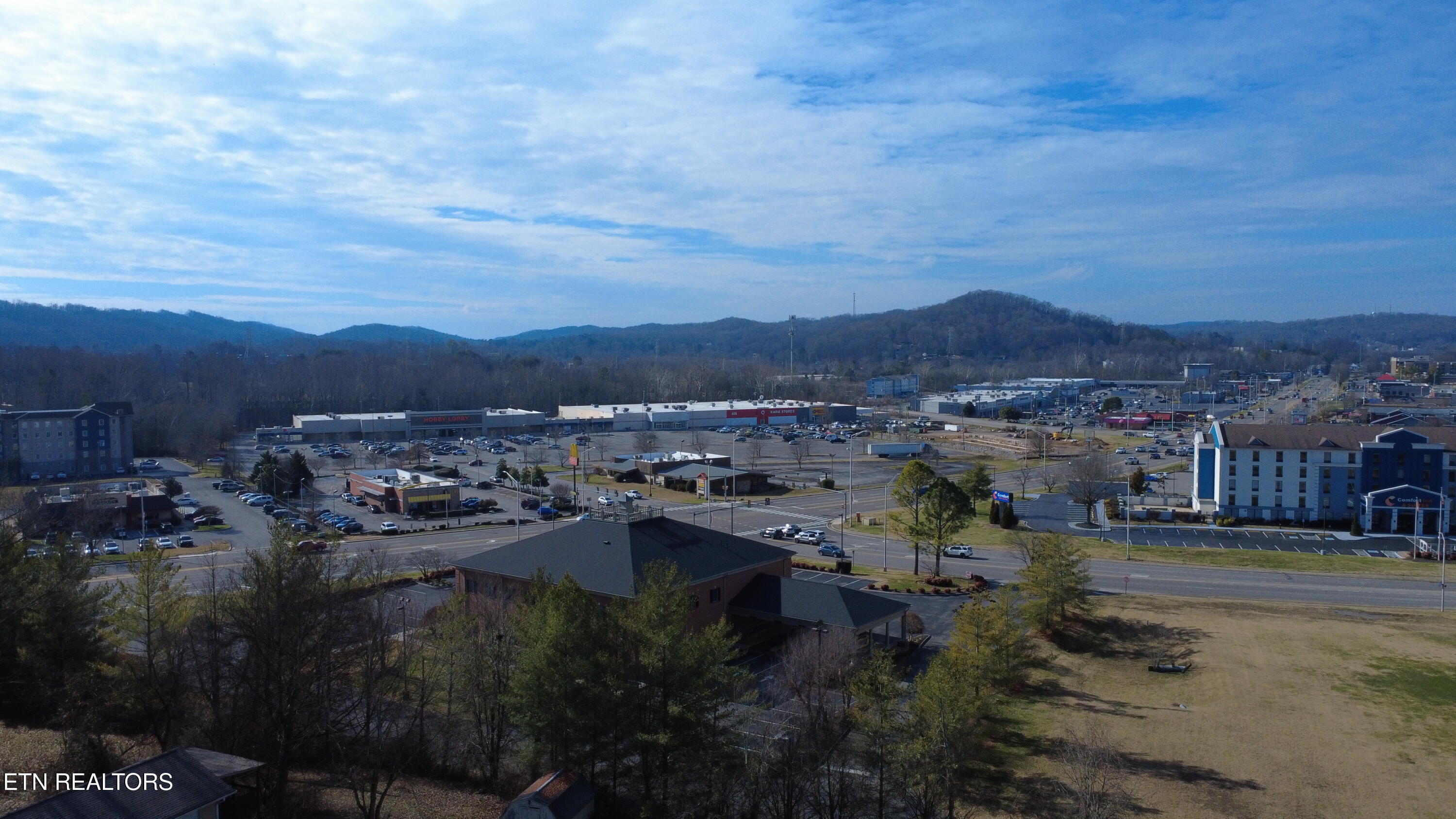 118 Potomac Circle Oak Ridge, TN 37830 - Photo 23 of 26 DJI_0043