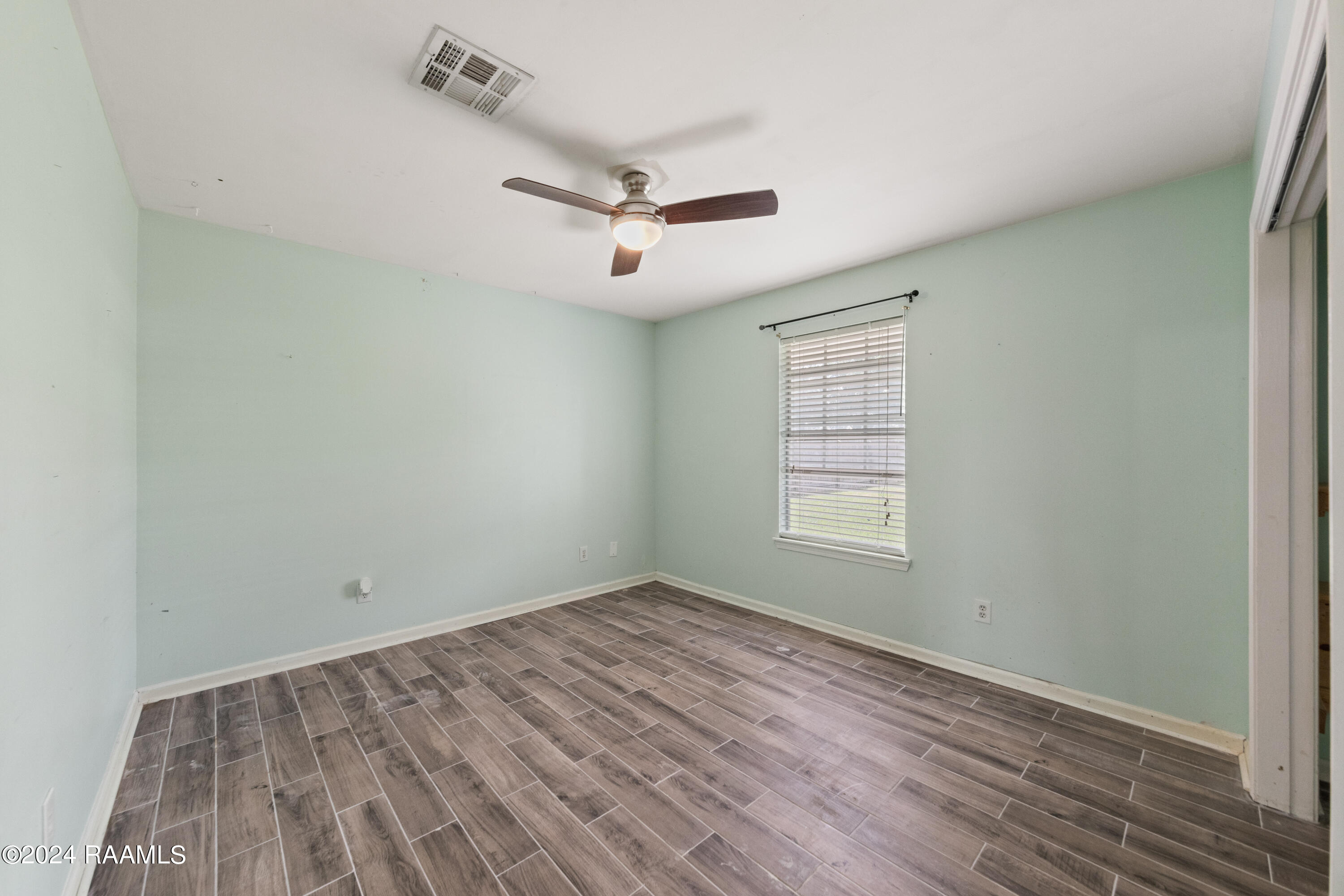 1315 Captain Cade Road New Iberia, LA 70560 - Photo 18 of 35 1315CaptainCade-95