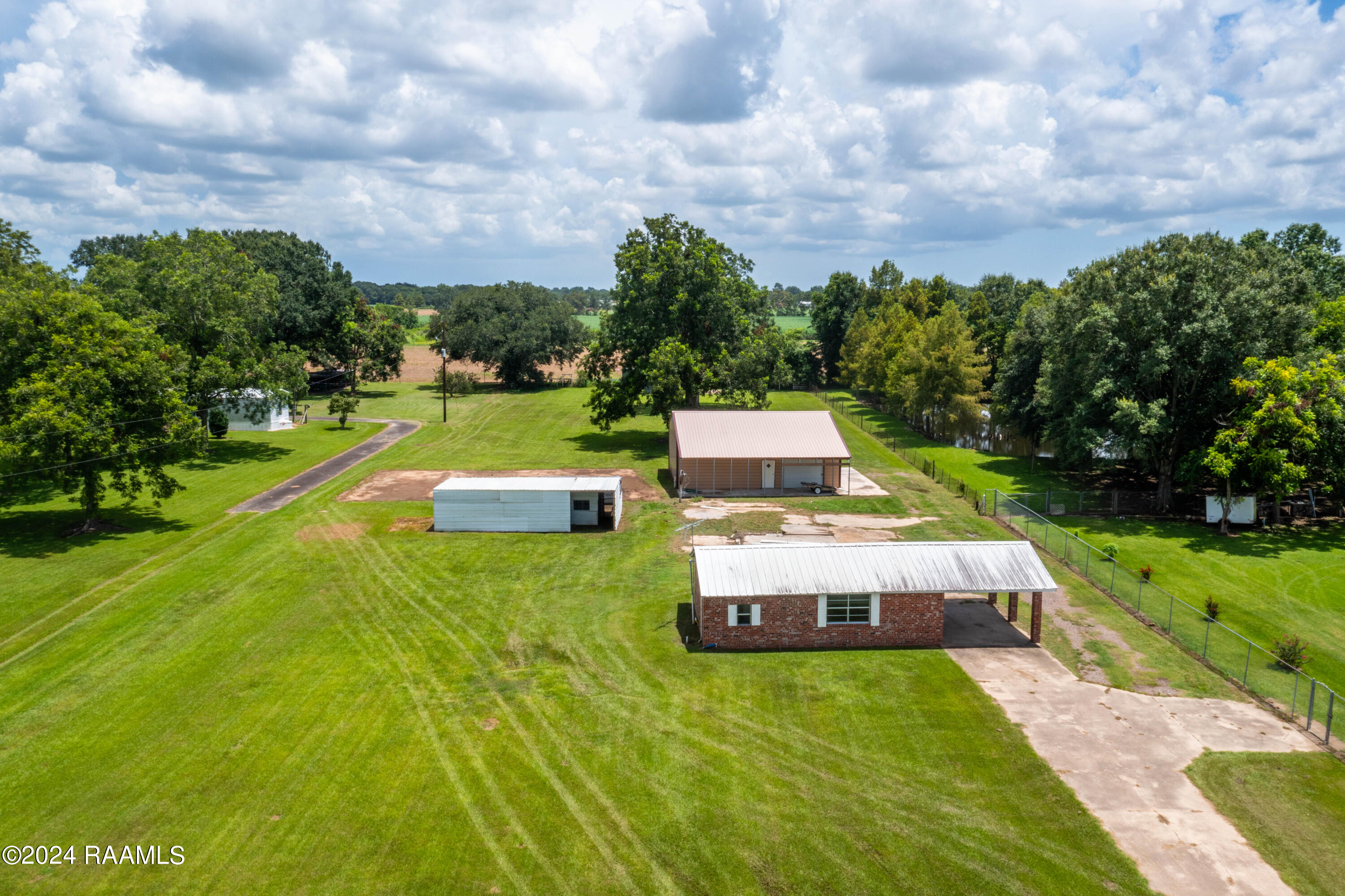 1315 Captain Cade Road New Iberia, LA 70560 - Photo 23 of 35 1315CaptainCade-10
