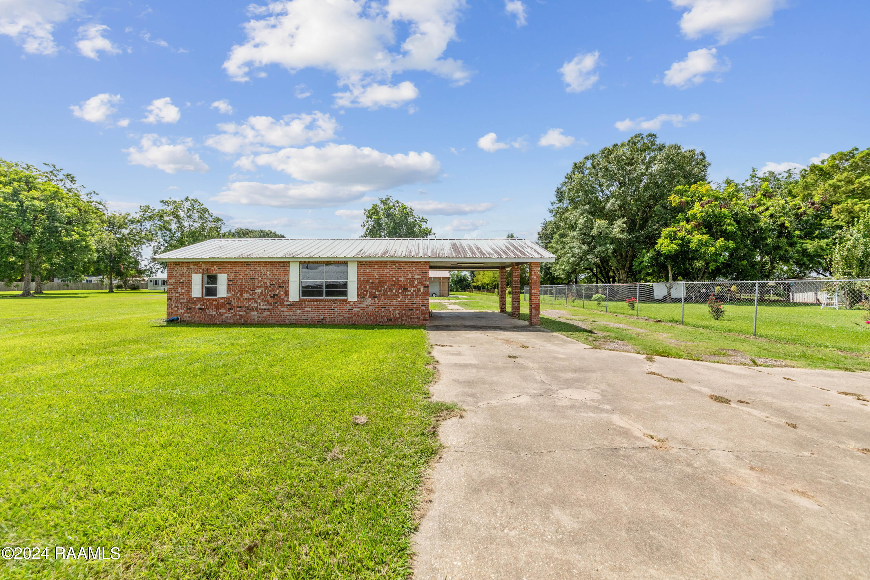 1315 Captain Cade Road New Iberia, LA 70560 - Photo 24 of 35 1315CaptainCade-21