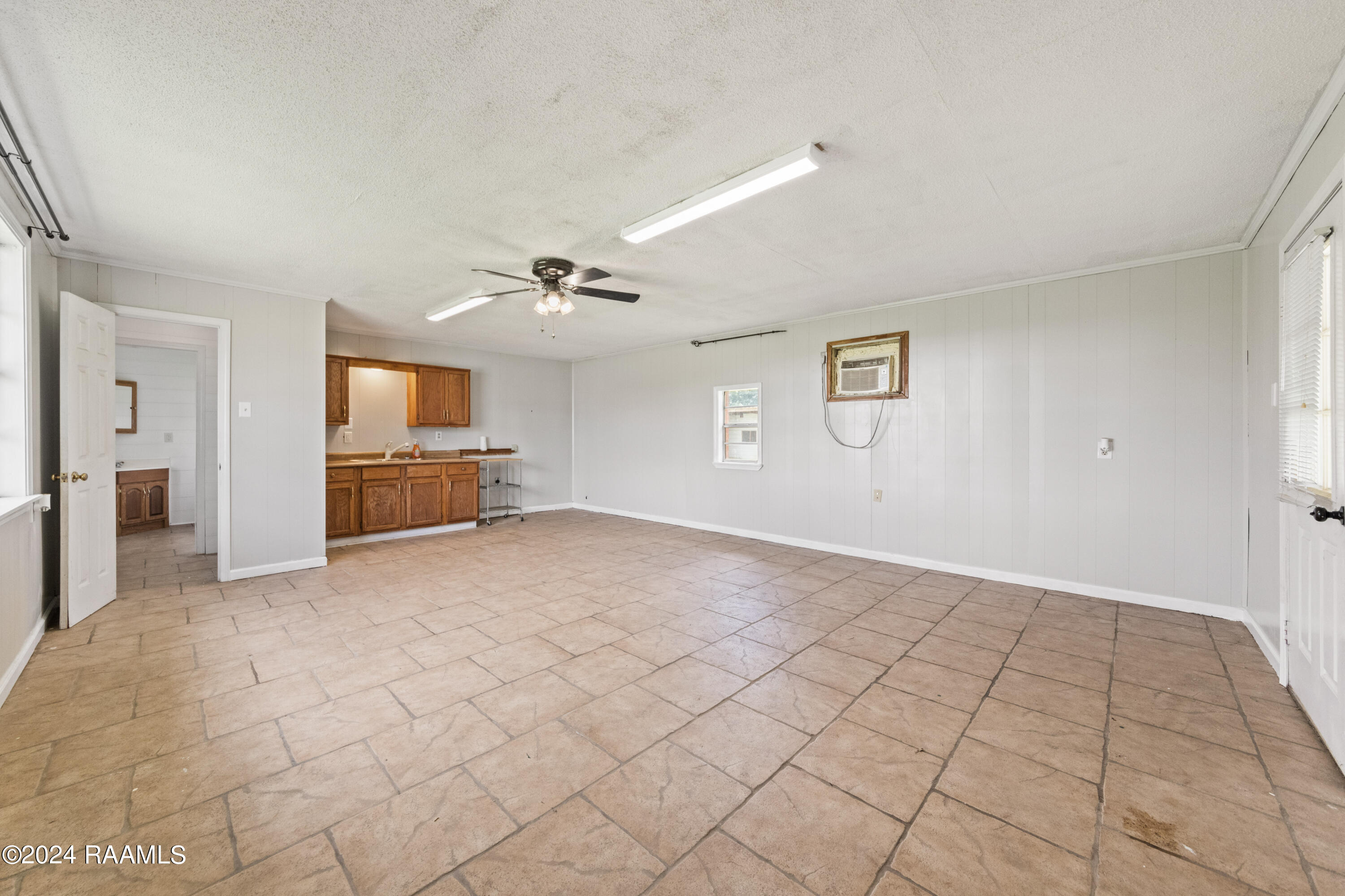 1315 Captain Cade Road New Iberia, LA 70560 - Photo 26 of 35 1315CaptainCade-25