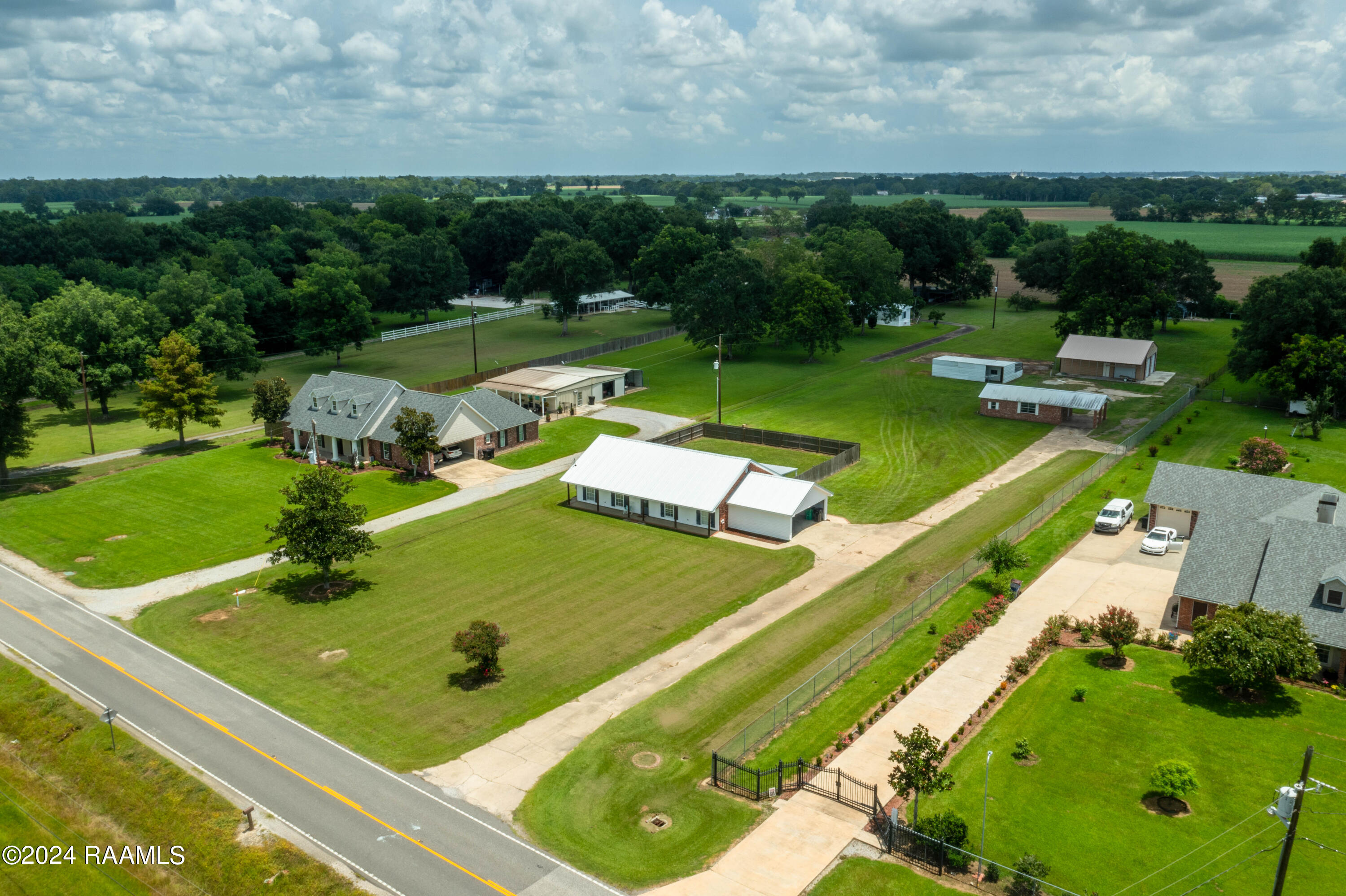 1315 Captain Cade Road New Iberia, LA 70560 - Photo 33 of 35 1315CaptainCade-1