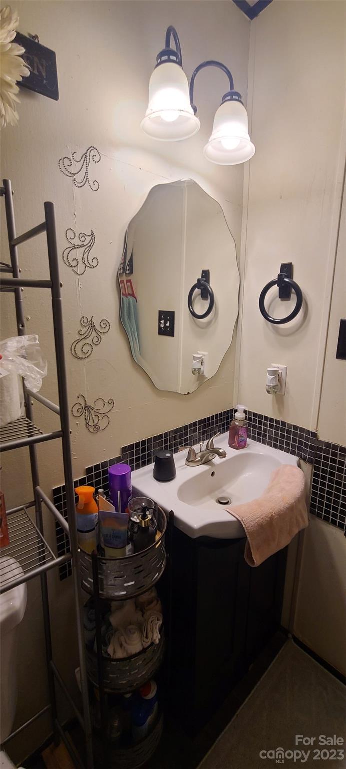 1232 Okeewemee Road Troy, NC 27371 - Photo 29 of 46 Gallery Image 29