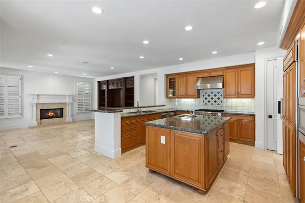 $18,999 | 17 Colonial Drive, Newport Beach, CA 92660