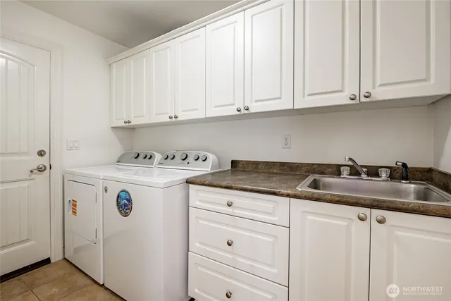 $825,000 | 8124 Comox Road, Blaine, WA 98230