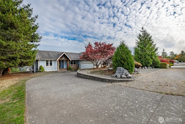 $825,000 | 8124 Comox Road, Blaine, WA 98230