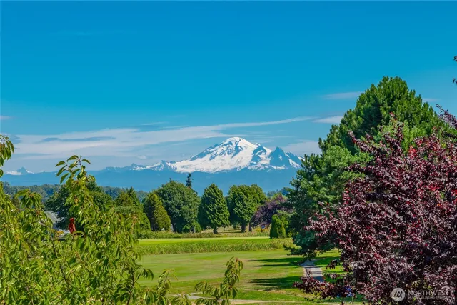 $825,000 | 8124 Comox Road, Blaine, WA 98230