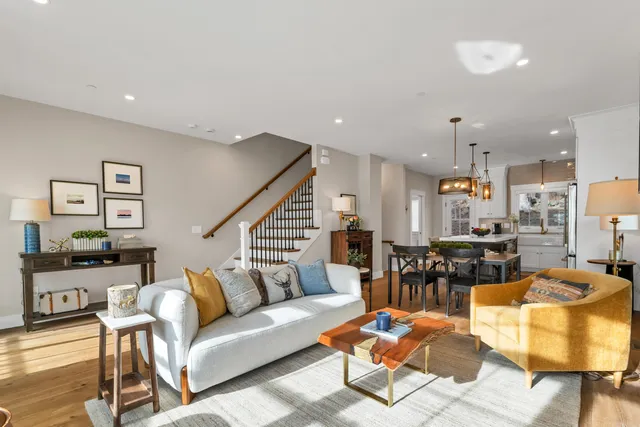 $930,000 | 60 White Oaks Road, Unit 18, Laconia, NH 03246