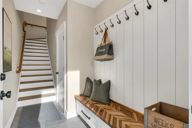 $930,000 | 60 White Oaks Road, Unit 18, Laconia, NH 03246